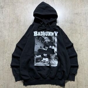 Bad Bunny Hoodie Sweatshirt Mens Large Black Pullover Fleece Graphic Hip Hop